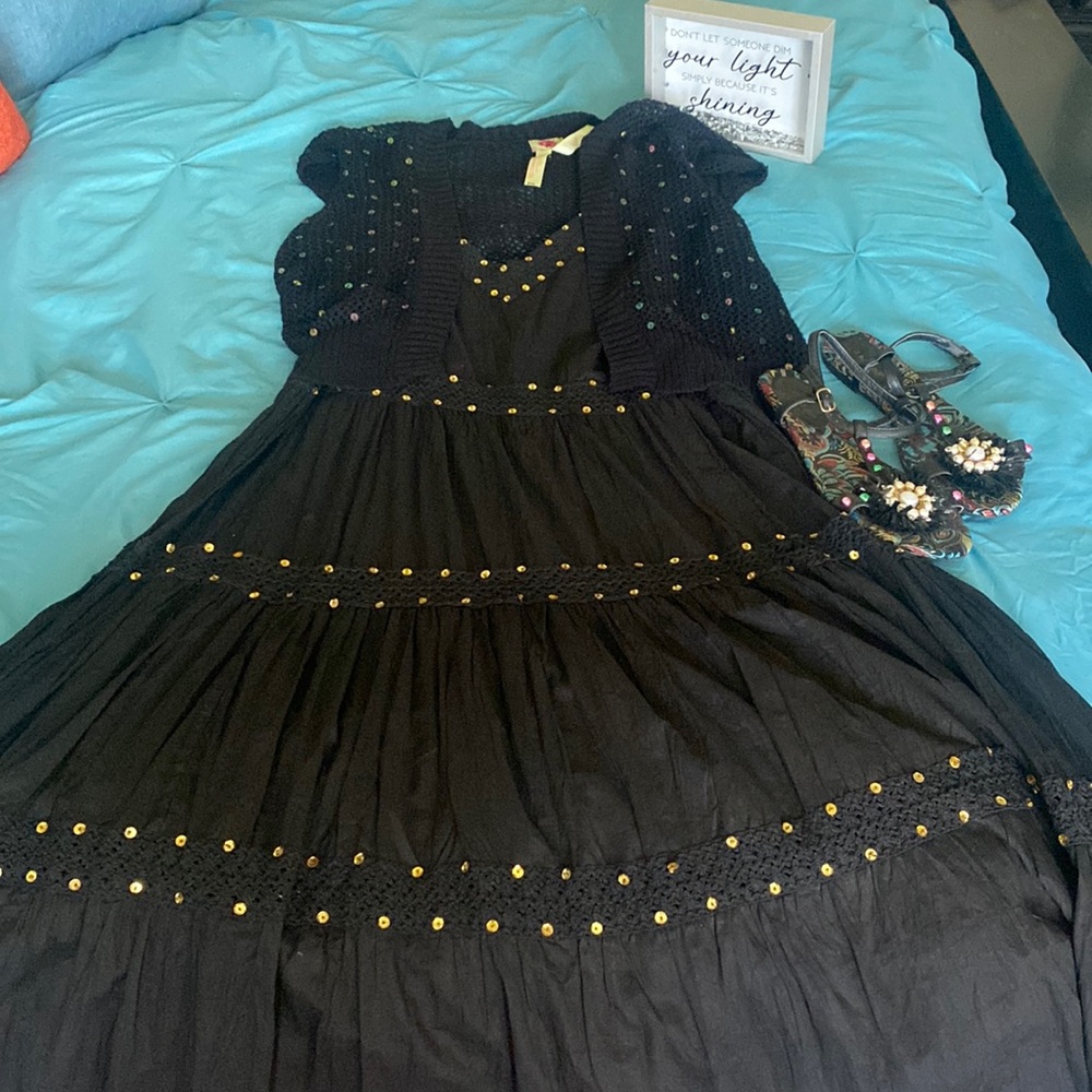 blk sequence dress size xl and a sequence short sleeve